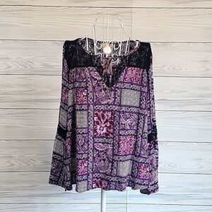 Mystree patchwork print with black lace womens peasant blouse Size S NWT